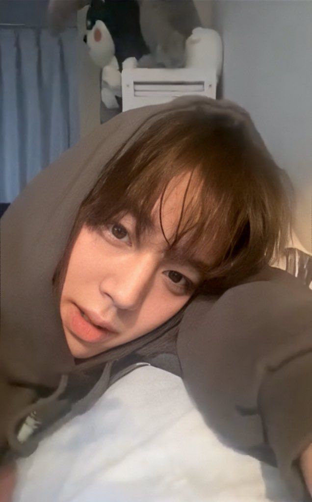 [잡담] 박지훈 이 사진 뭔가 좀 무섭다 | 인스티즈
