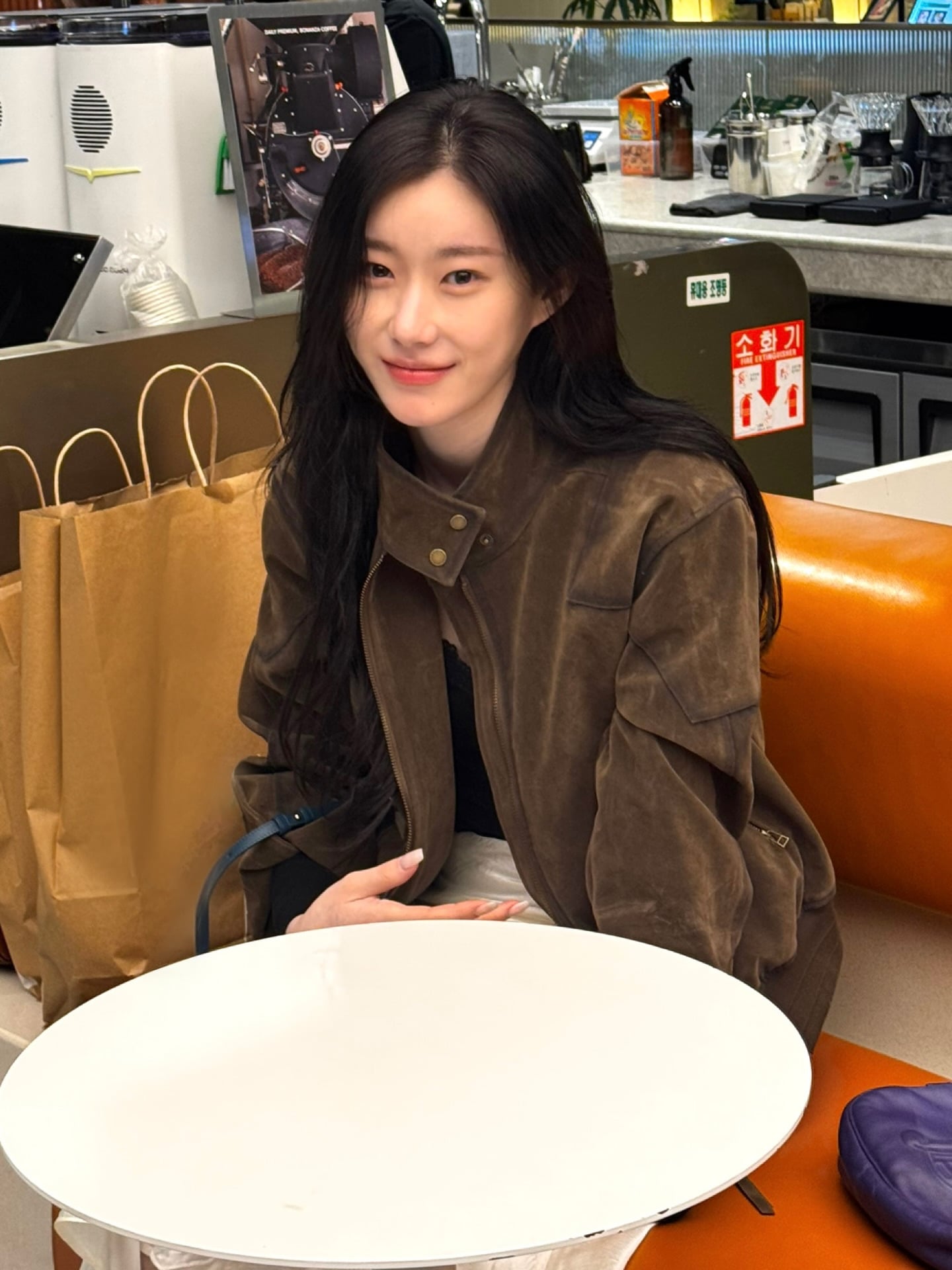 [잡담] 채령 사복 진짜 잘입는다 | 인스티즈