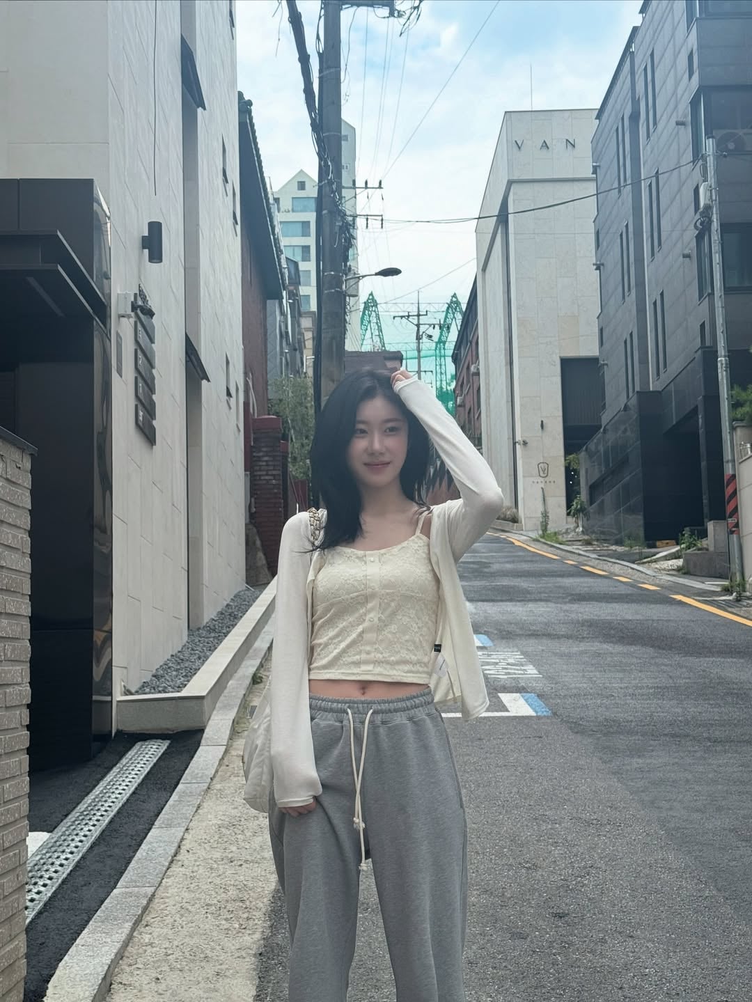 [잡담] 채령 사복 진짜 잘입는다 | 인스티즈