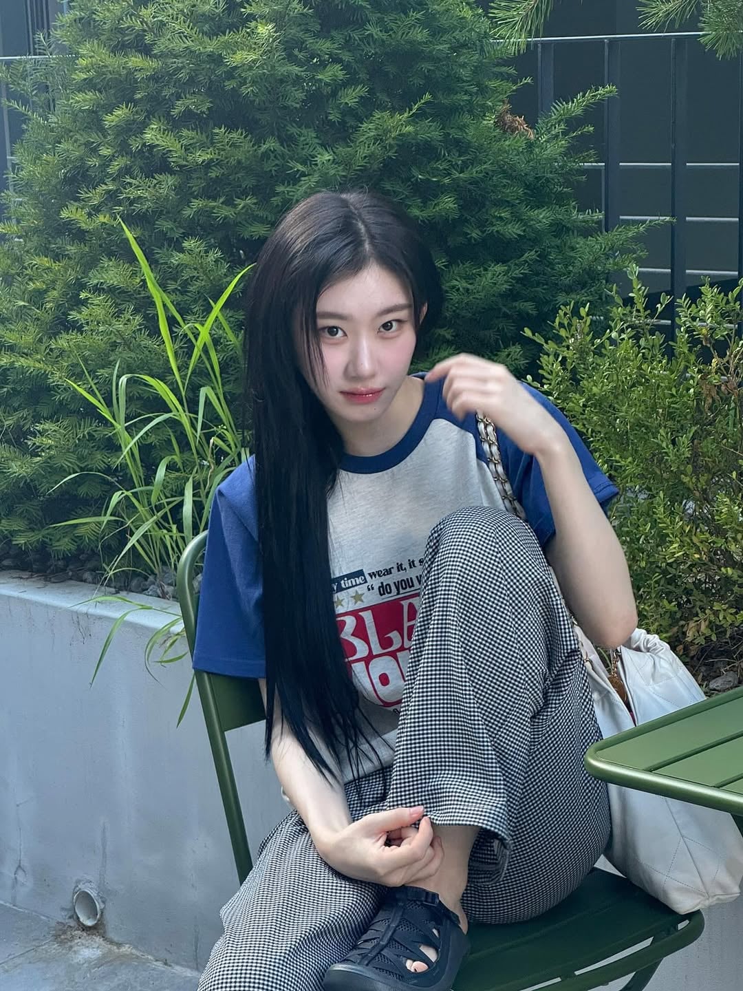 [잡담] 채령 사복 진짜 잘입는다 | 인스티즈
