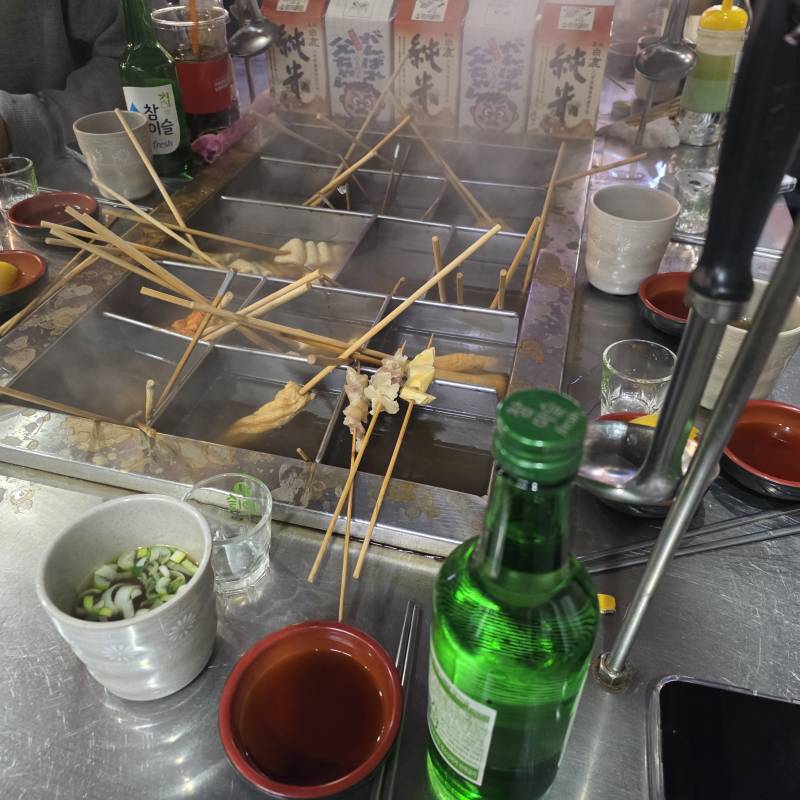 [잡담] 어제 술집에서 재밌는 남녀를 봄 | 인스티즈