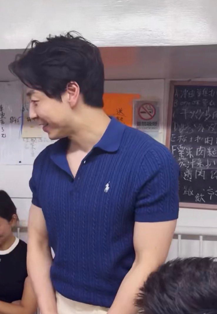 [잡담] 손종원 옷이 팔뚝 감당을 못하는데 | 인스티즈