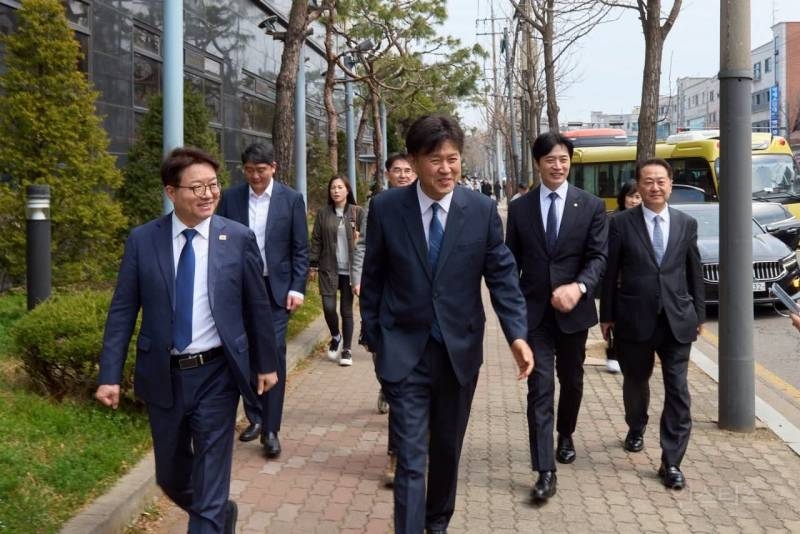 안산에 대통령 최측근이 와야하는 이유 .jpg | 인스티즈