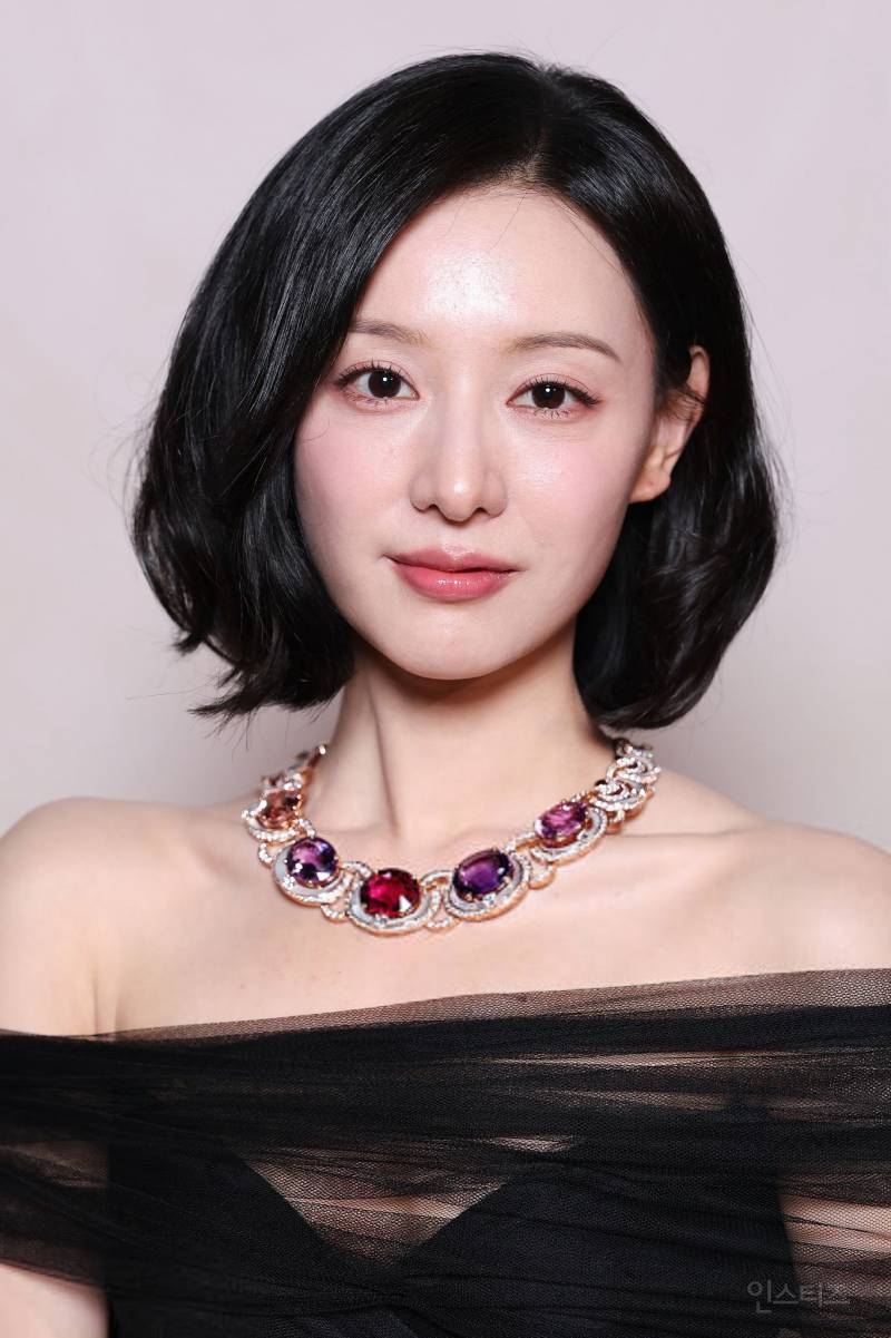 오늘자 불가리 2일차 행사 참석한 배우 김지원 | 인스티즈