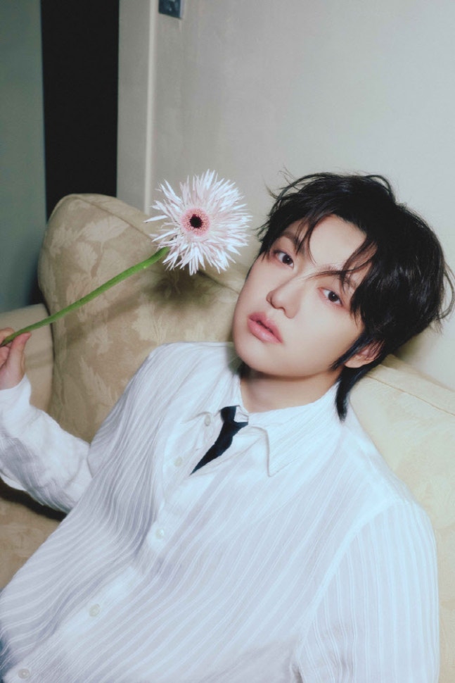 [잡담] 크로스진 신원호도 아시나요?! 3월 4일 솔로컴백 ➡️ 올 중 용석과 2인 체제 크로스진 팀 컴백 준비중인데... | 인스티즈