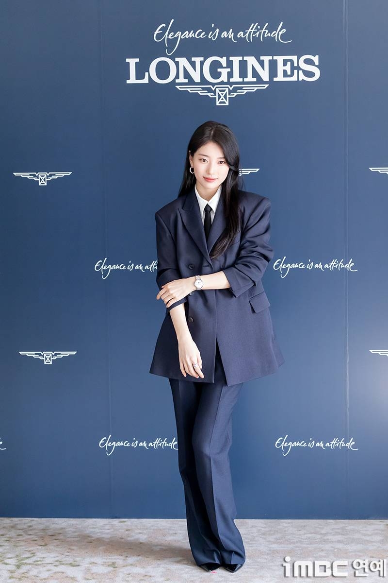 오늘자 론진 행사 수지....jpg | 인스티즈