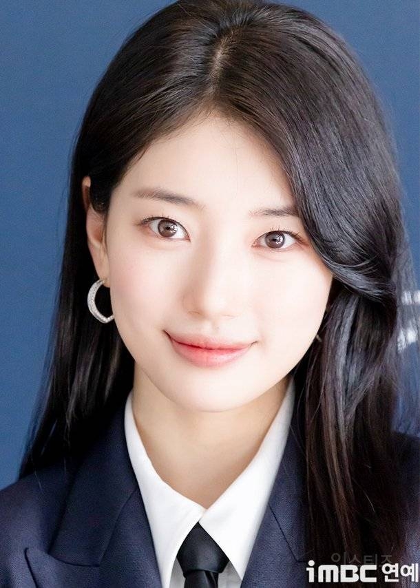 오늘자 론진 행사 수지....jpg | 인스티즈