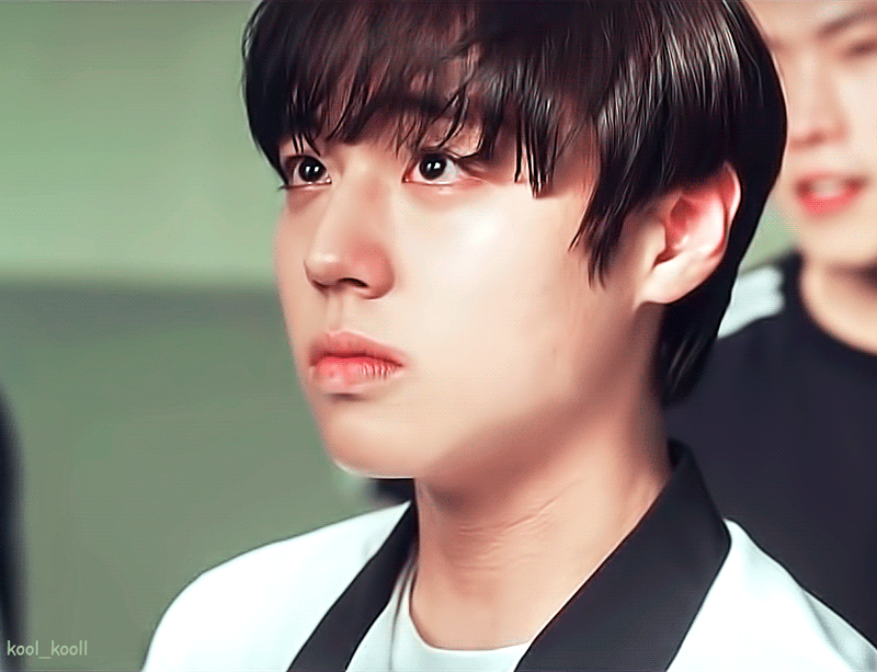 [잡담] 박지훈 눈보면 뭐가됐던 일단 얘 이야기를 들어봐야될 거같아 | 인스티즈