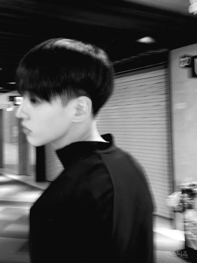 홍석천이 잘생겼다고 언급한 가수.jpg | 인스티즈