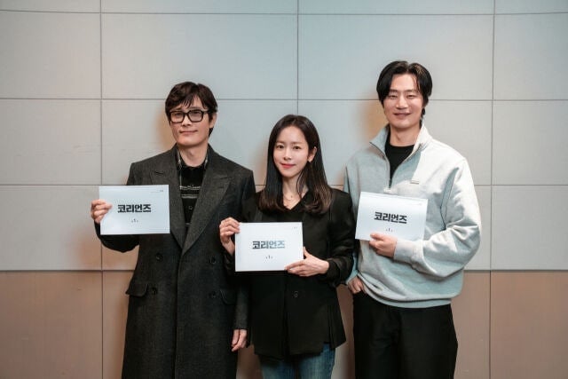 [정보/소식] 코리언즈) 이병헌X한지민, 스파이 부부 된다…'코리언즈' 2027년 공개 확정 [공식] | 인스티즈
