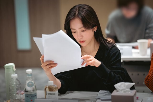 [정보/소식] 코리언즈) 이병헌X한지민, 스파이 부부 된다…'코리언즈' 2027년 공개 확정 [공식] | 인스티즈