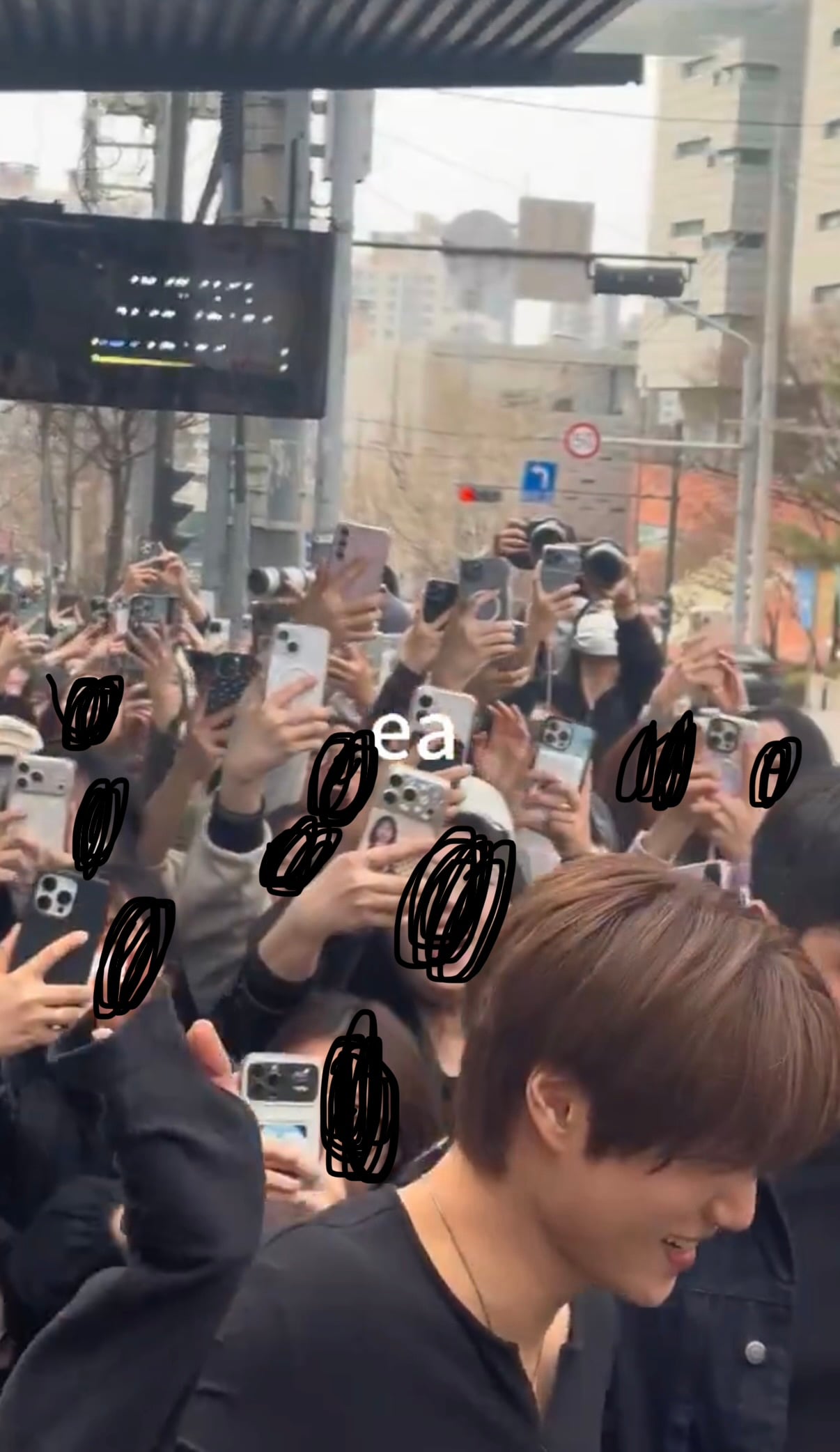 [잡담] 엑소 카이 20대들한테 ㄹㅇ 핫하다 | 인스티즈