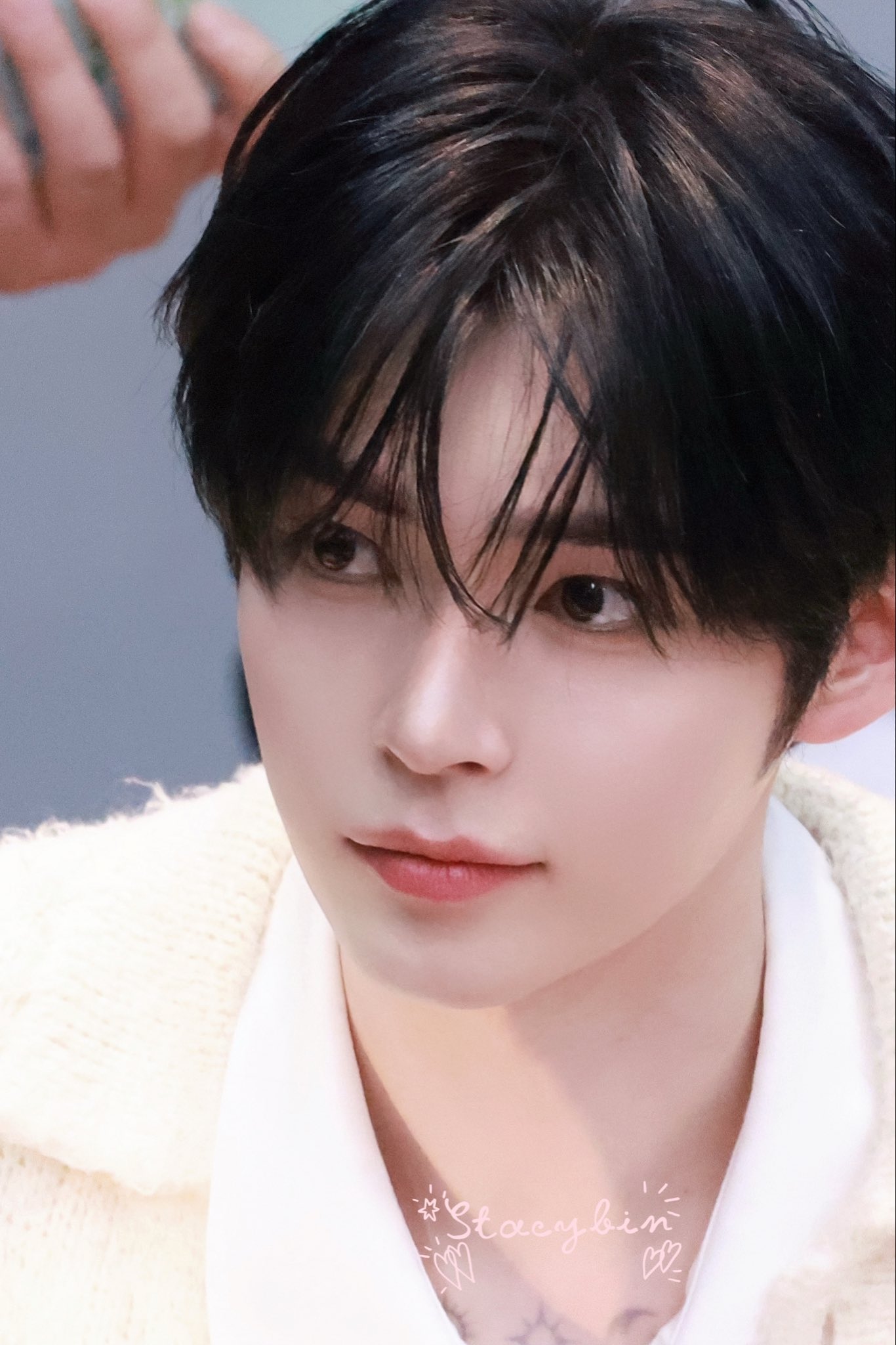 [잡담] 성한빈 눈도왕크고 애굣살도 왕커 | 인스티즈