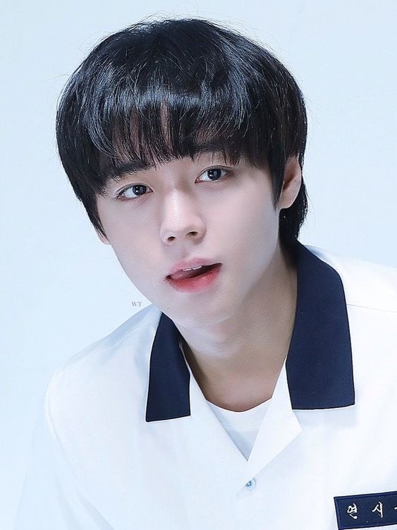 [잡담] 박지훈 얼굴이 너무 취향이라 힘들다 | 인스티즈