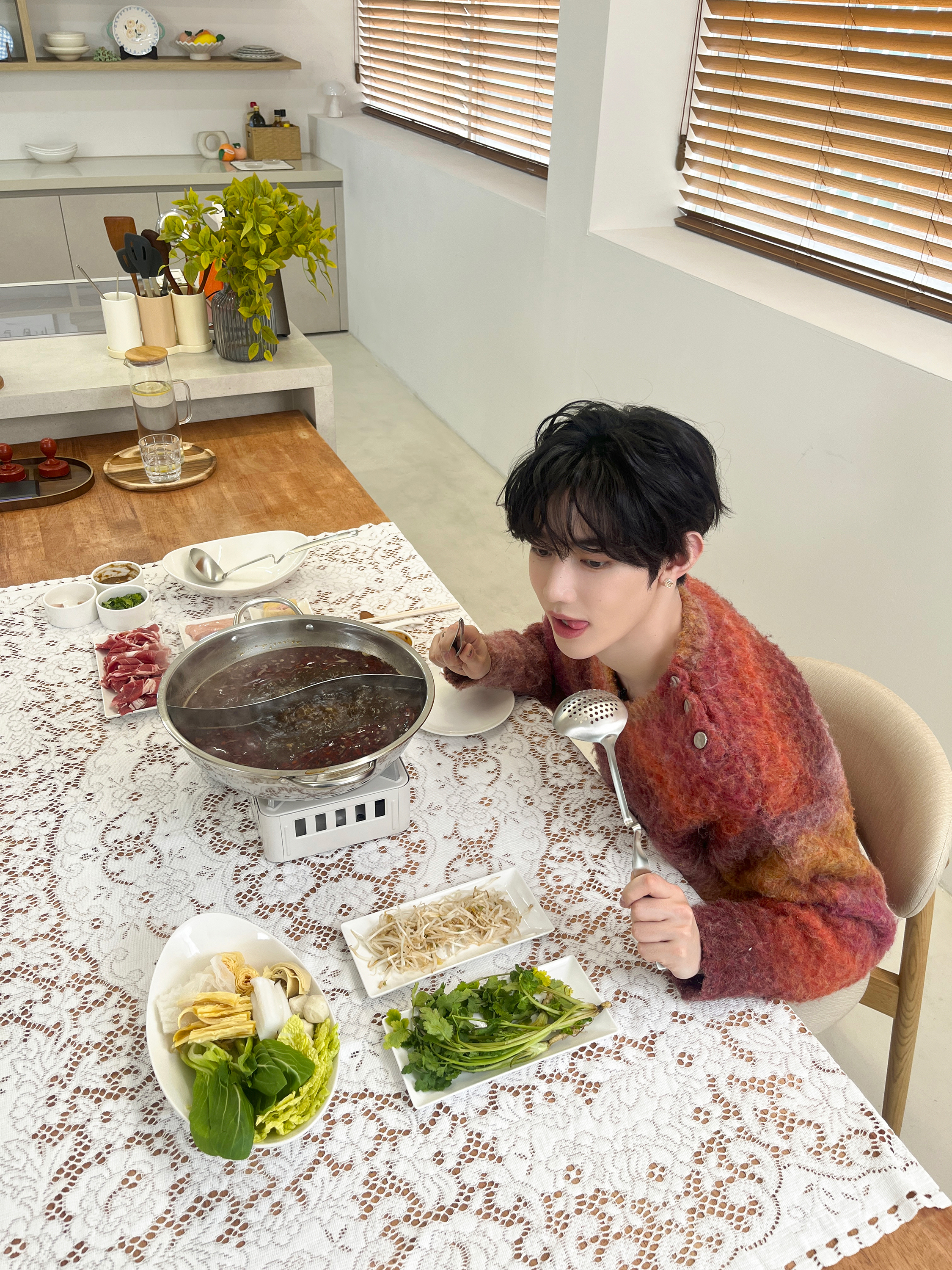 [잡담] 장하오 얼굴에 아무것도 없단거 뭔지 너무 알겠다고 | 인스티즈