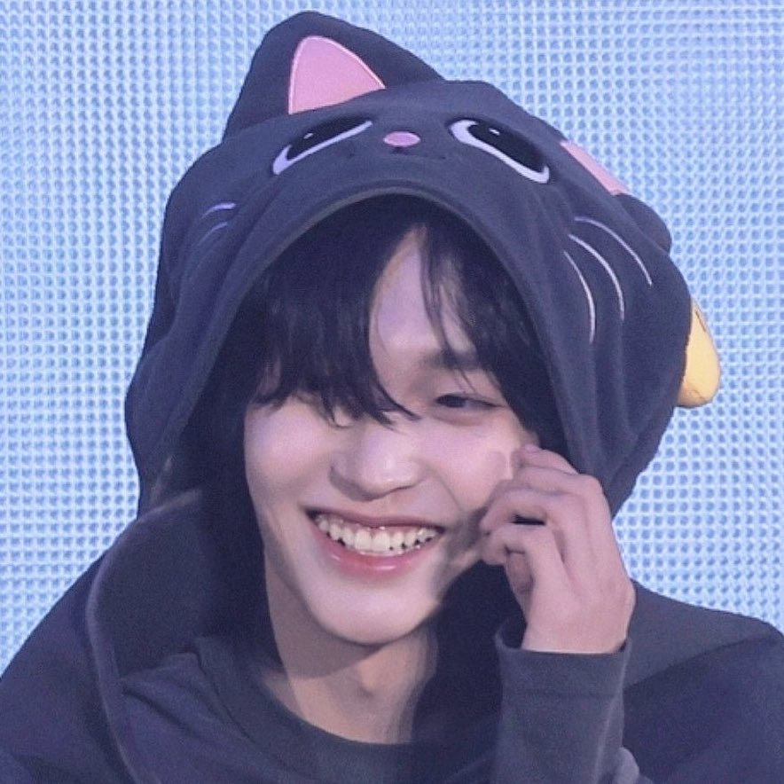 [잡담] 원빈이 웃는 거 보면 기분이 좋아져 | 인스티즈