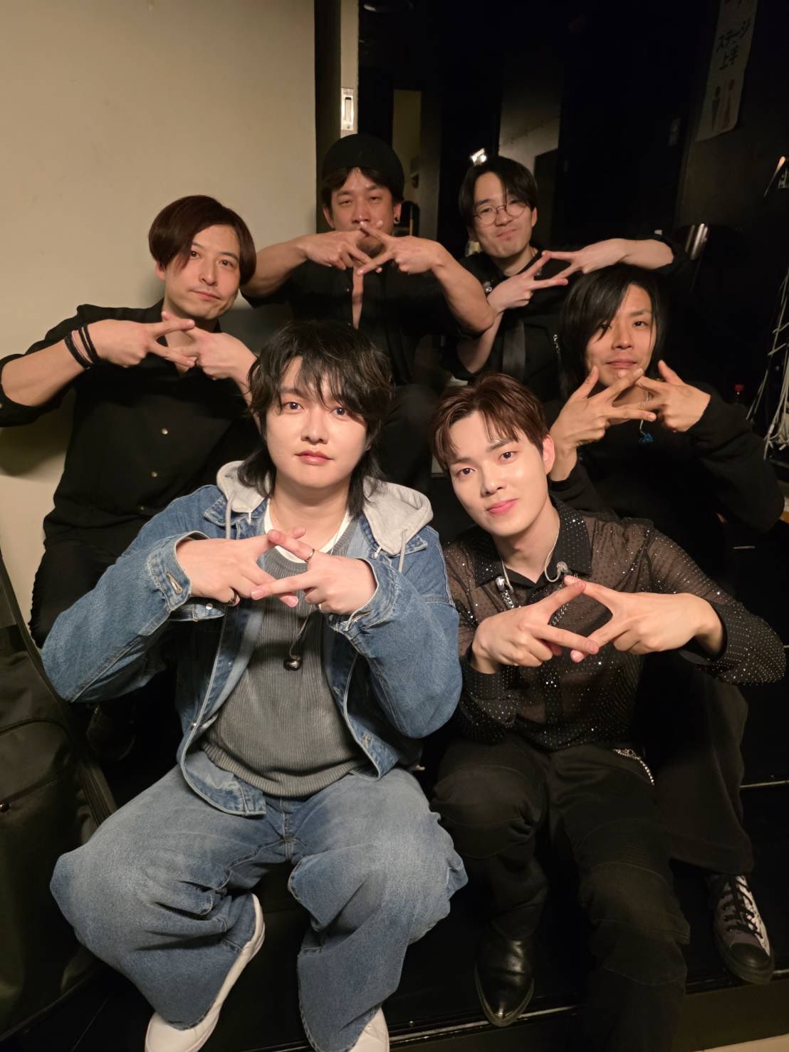 [잡담] 와 크로스진 재결합하고 무대도 같이했대 | 인스티즈