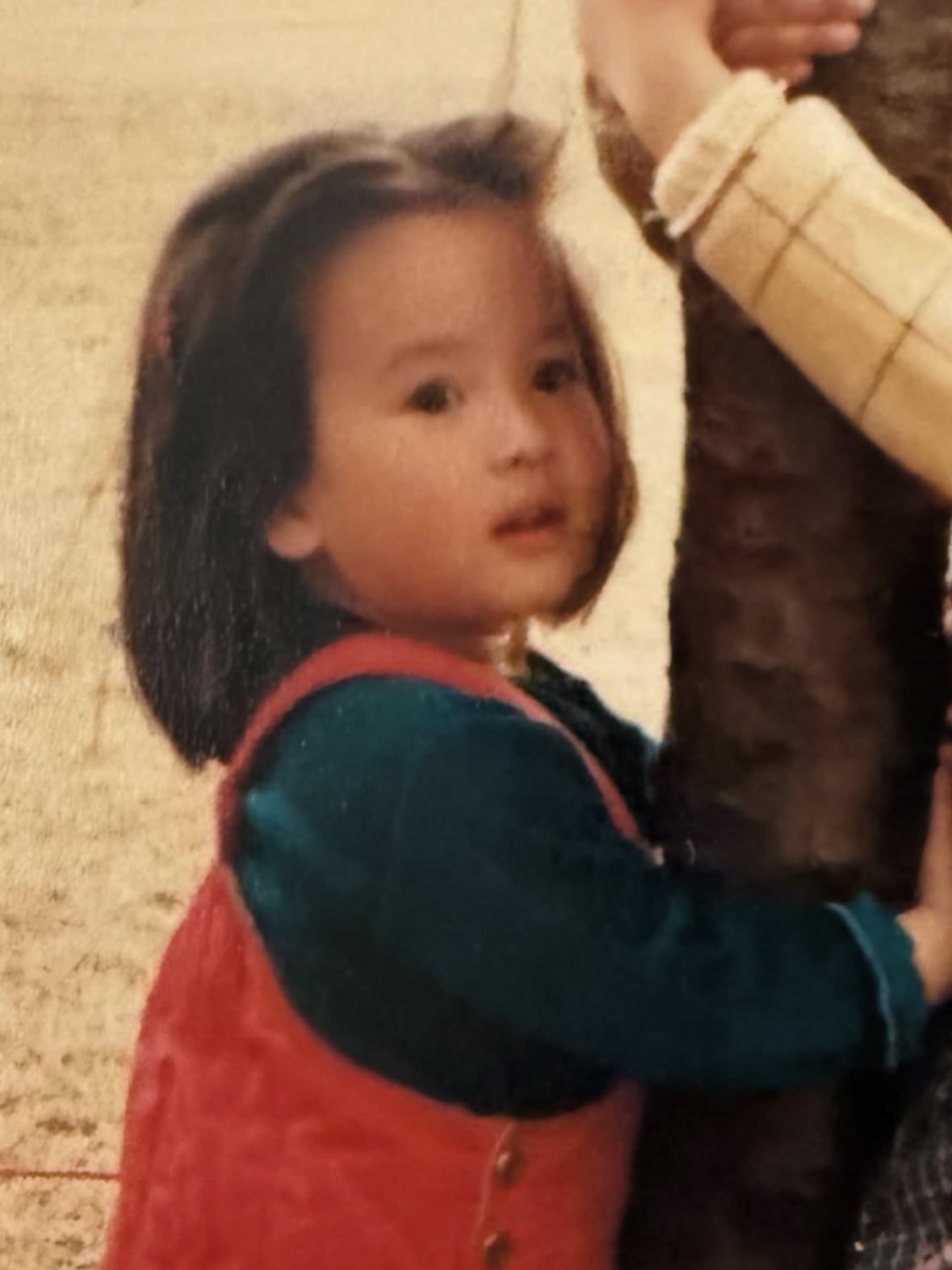 [잡담] 송혜교) 인스타에 공개한 송혜교 아기 시절 사진 | 인스티즈