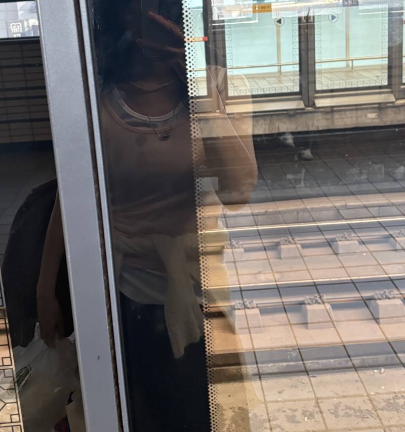 [잡담] 와 지금 누가 나시만 입고 지하철탔어; | 인스티즈