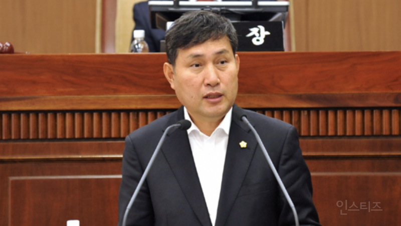 감히 전해철에 맞서? 제정신이야? | 인스티즈