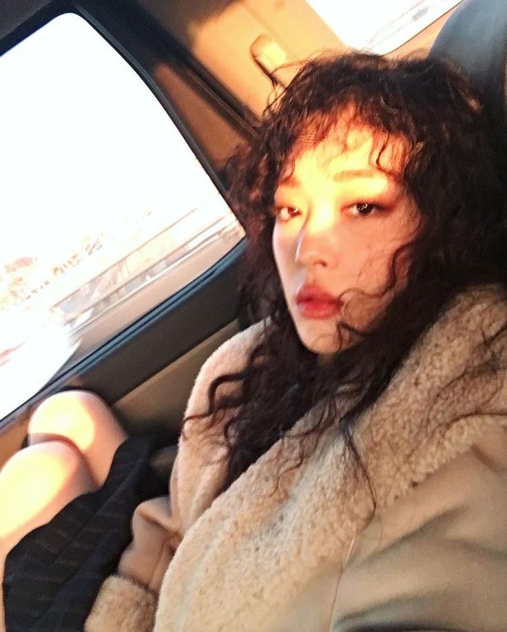 [잡담] 설리 뽀글머리도 잘 어올린다 | 인스티즈