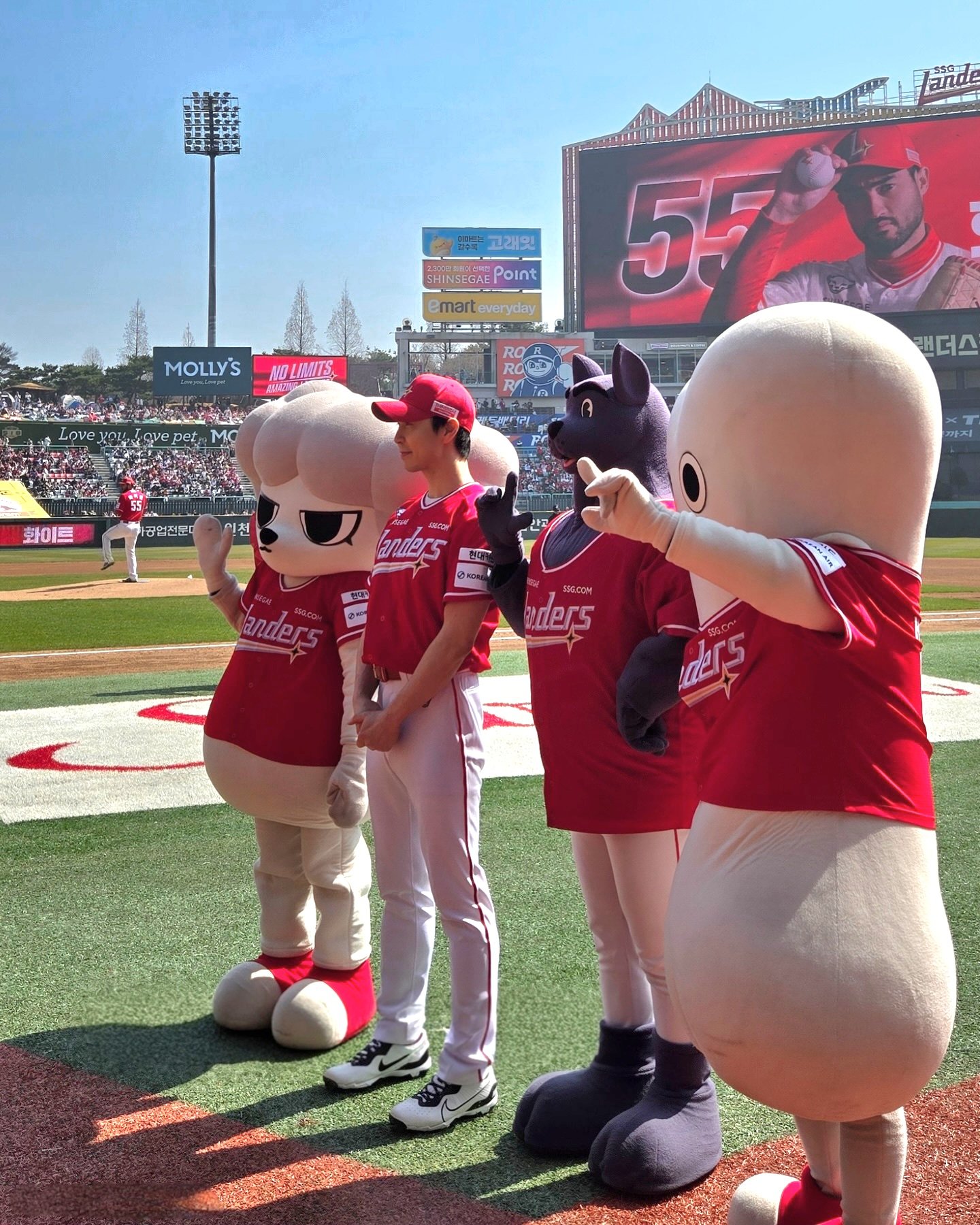 [잡담] 손종원 이거 ㄹㅇ 일반인 40대 아저씨의 피지컬이 아닌데 | 인스티즈