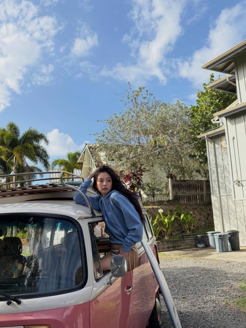 블랙핑크 제니 × 프랭키스 비키니 콜라보 화보 | 인스티즈