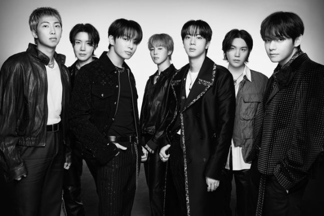 [정보/소식] 방탄소년단 '아리랑', '빌보드 200' 2주 연속 1위…K팝 최초(종합) | 인스티즈