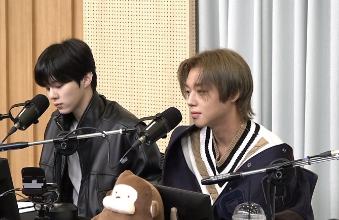 [잡담] 박지훈 옆에 분 누군지 아는 사람 | 인스티즈