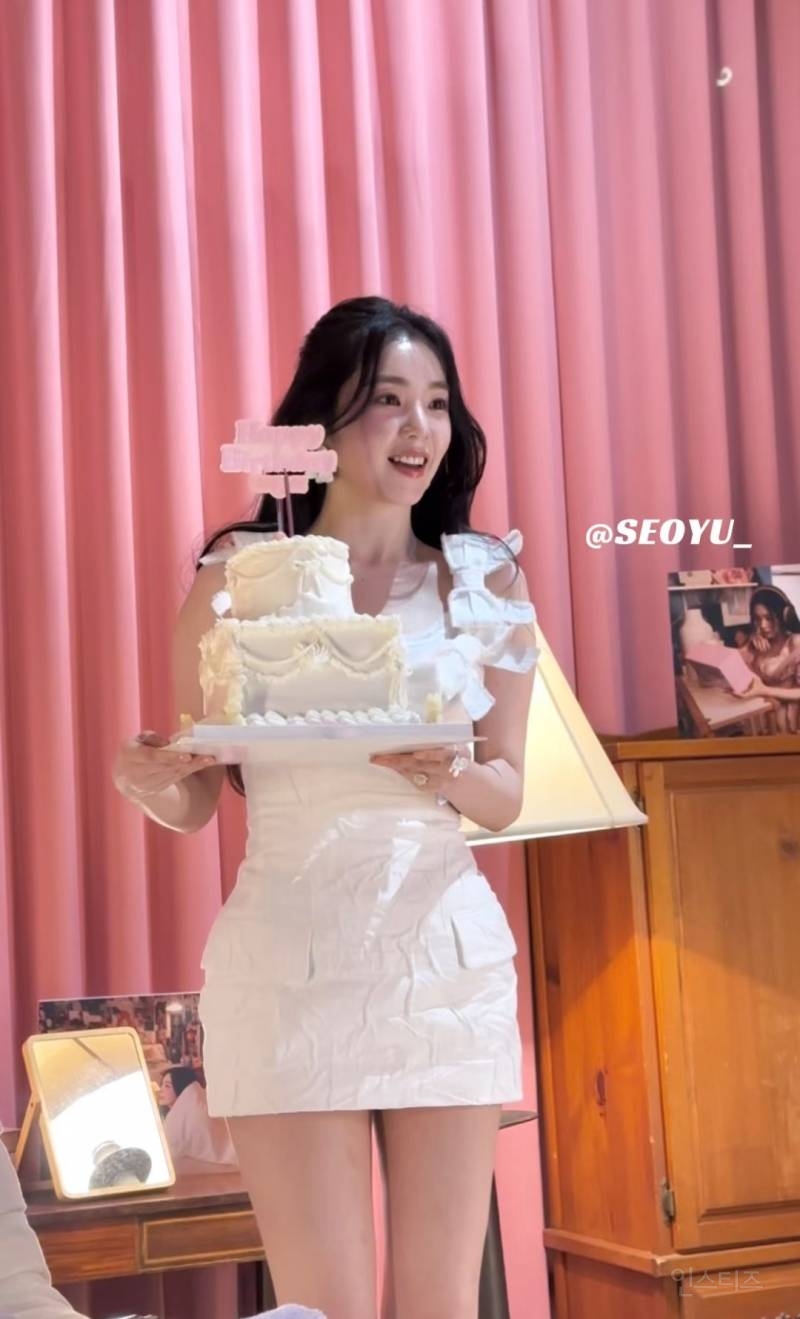 260329 Biggest Fan 청음회 케타포 스페셜 이벤트 참석한 레드벨벳 아이린 | 인스티즈