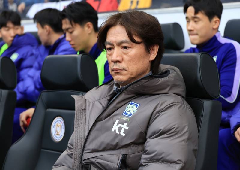 [잡담] "놀랄 만큼 약했다” 외신들 비웃음까지 '경악' | 인스티즈
