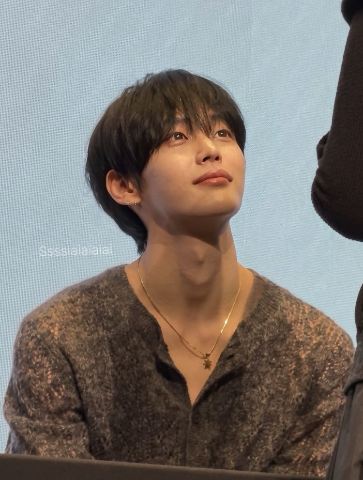 [잡담] 올려다보는 원빈이 | 인스티즈