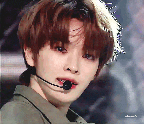 [잡담] 성찬이 엥시리 시절 짤들 보는데 애기였네ㅋㅋㅋ | 인스티즈