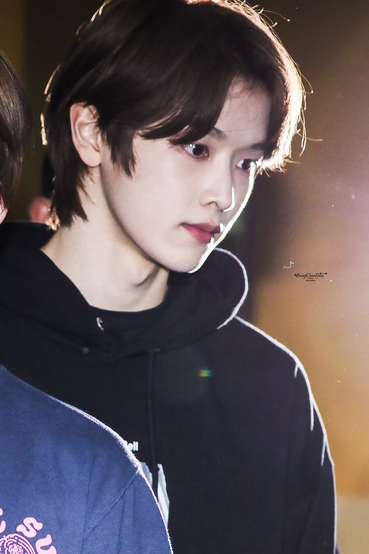 [잡담] 성찬이 엥시리 시절 짤들 보는데 애기였네ㅋㅋㅋ | 인스티즈