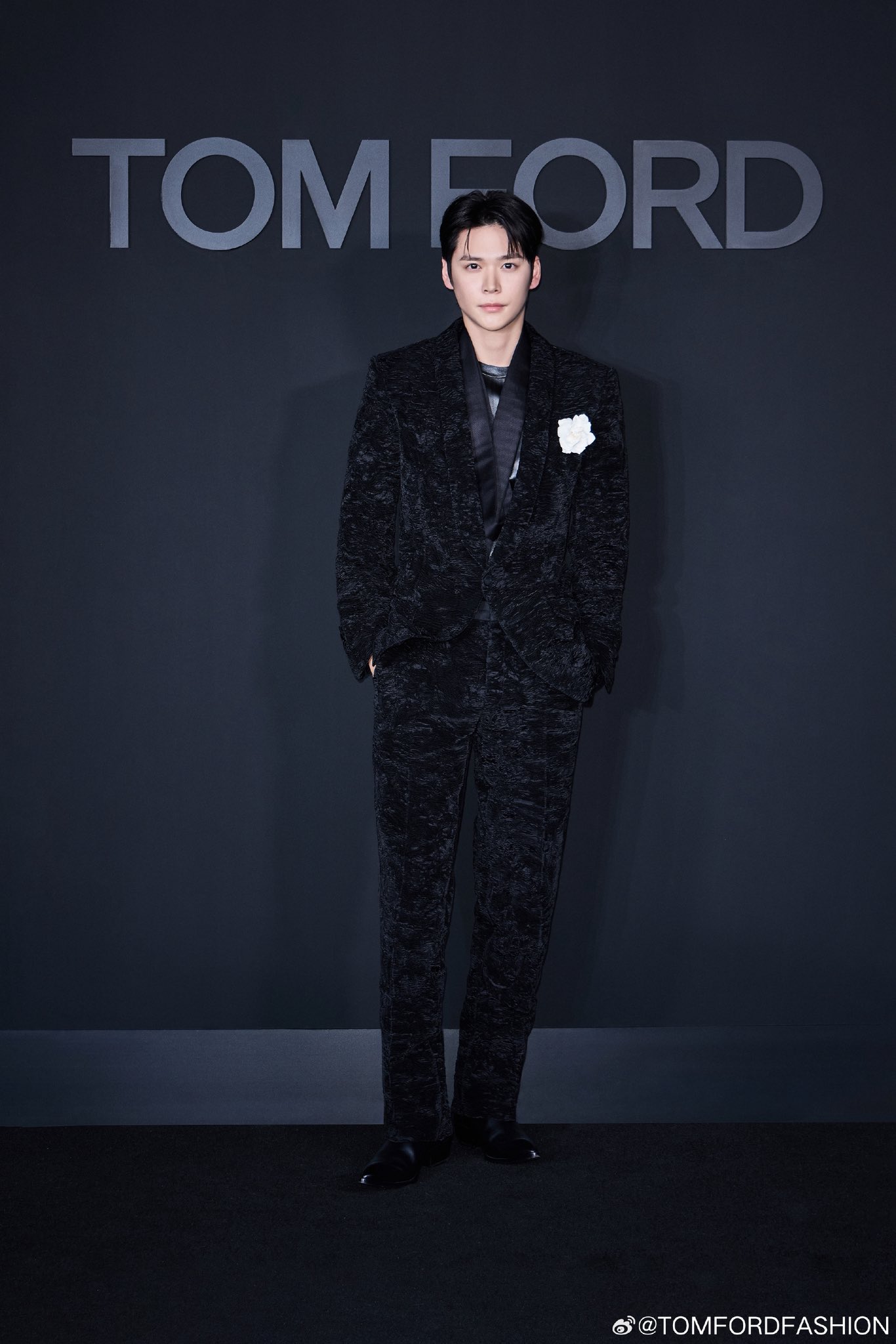 [잡담] 은석 온오프 차이 미친듯 | 인스티즈