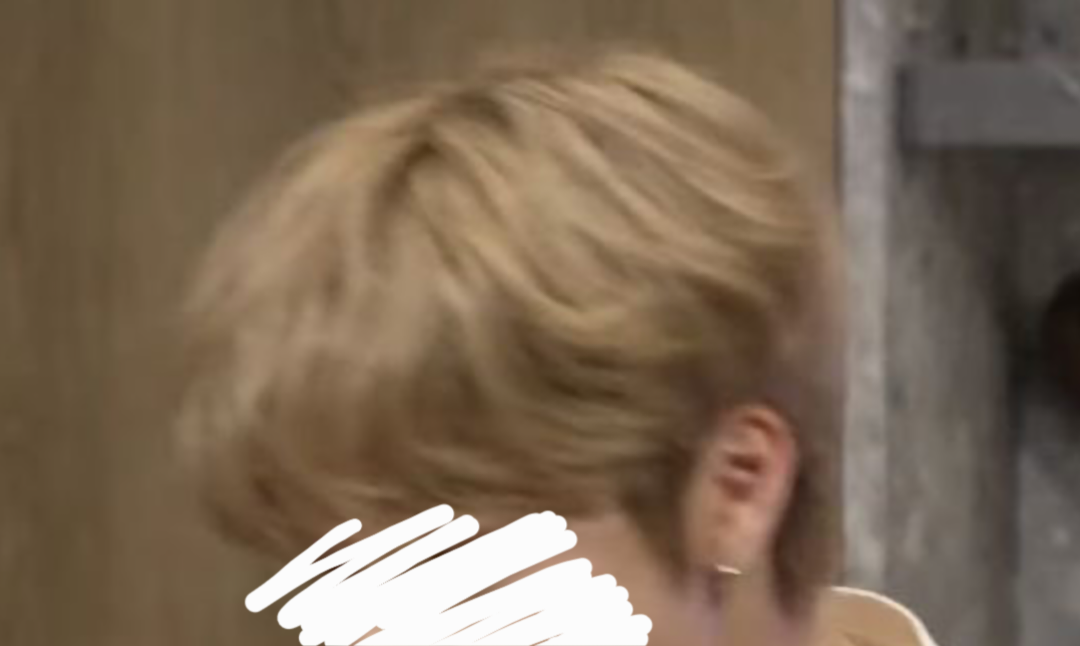 [잡담] 살면서 염색을 중딩 때 딱 한 번 해본 알못인데 이런 색 나오려면 | 인스티즈