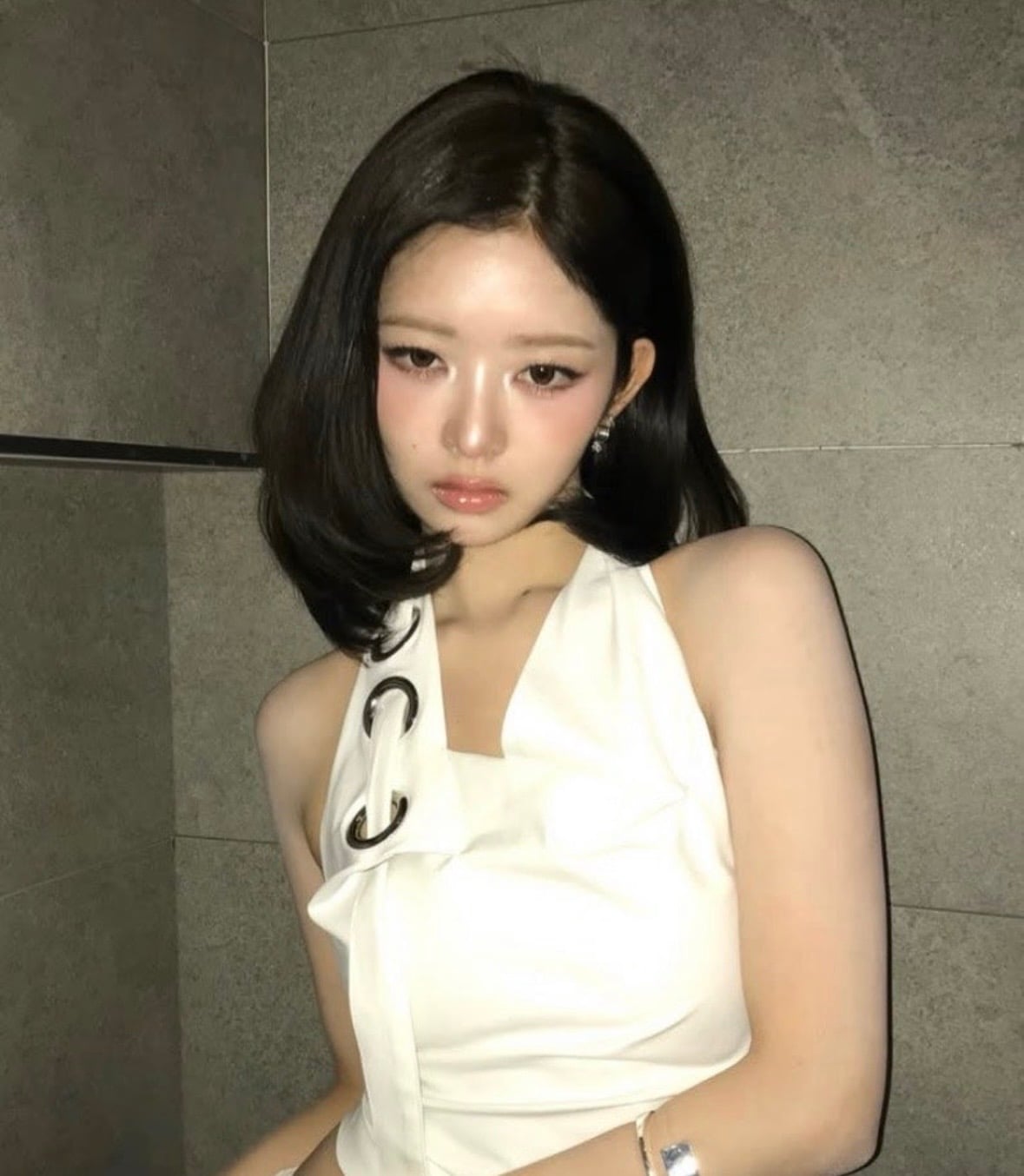 [잡담] 하 레이중단발 개이쁜데 숱없음 이느낌 안나지? | 인스티즈