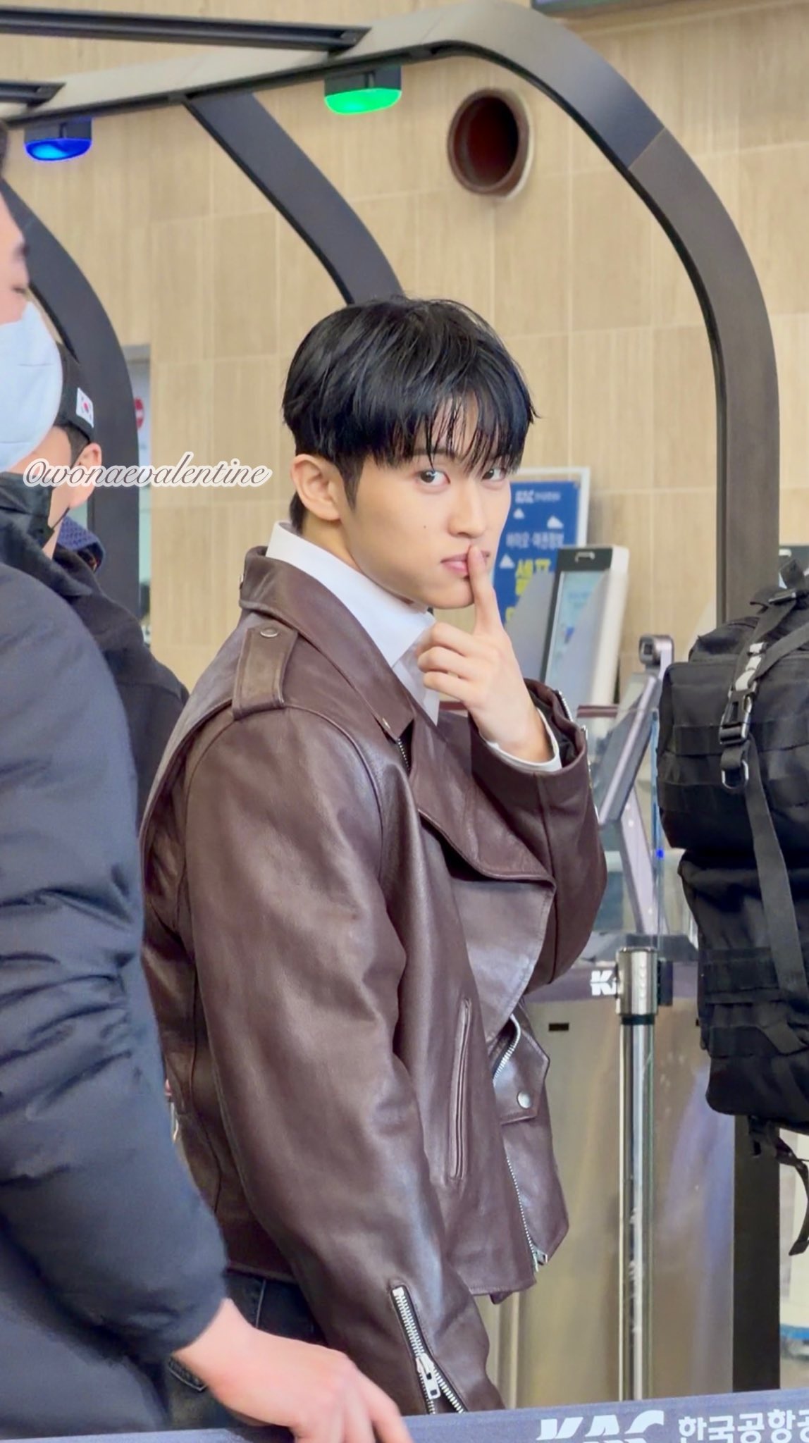 [잡담] 오늘자 마크 공항 폰카짤 | 인스티즈