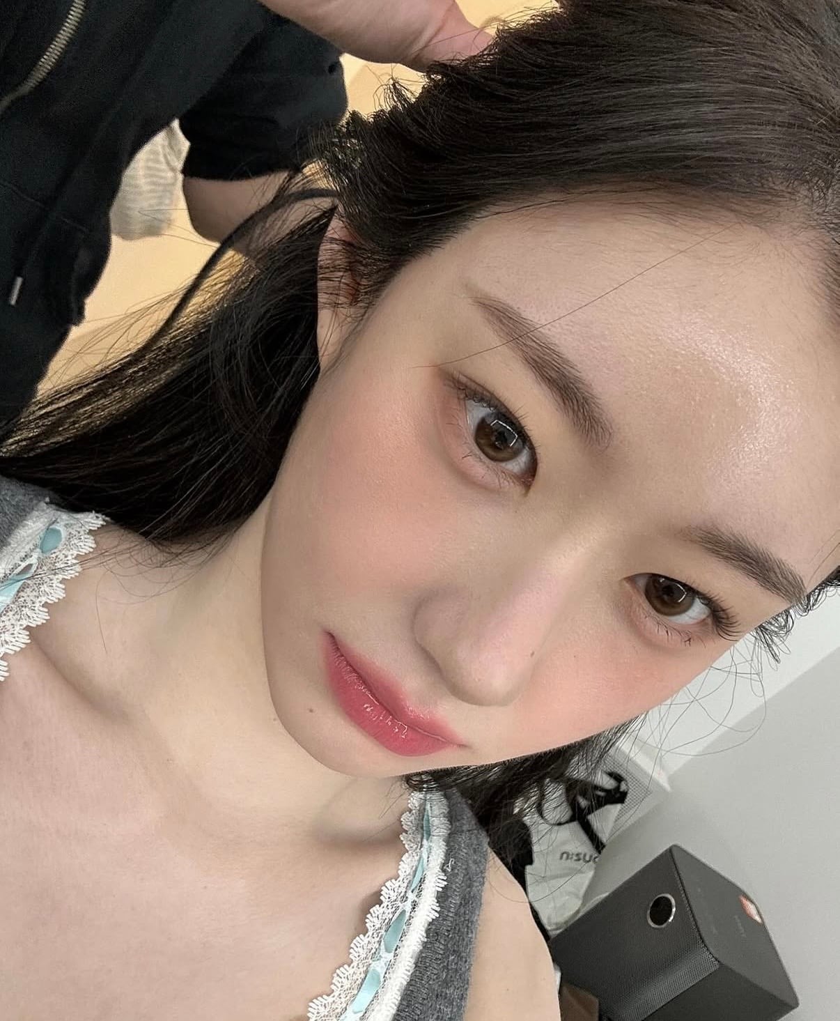 [잡담] 아니 요새 채령이 부쩍 더 예뻐진거같음 | 인스티즈