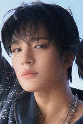 [잡담] 제노 짧머랑 보통기장? 중에 뭐가 더 잘생긴 거 같아?? | 인스티즈