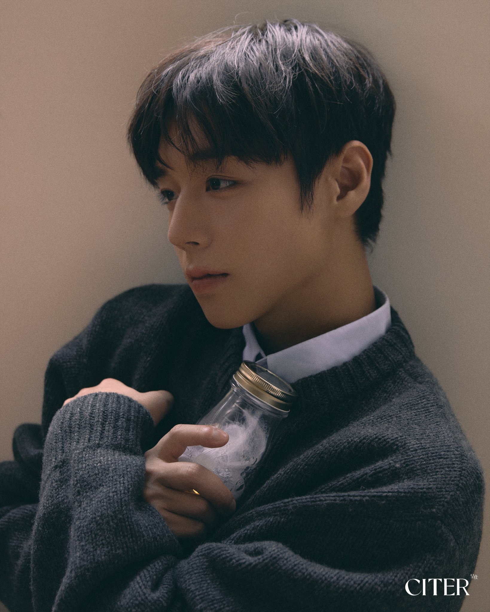 [잡담] 박지훈 사진 올리고 감 | 인스티즈