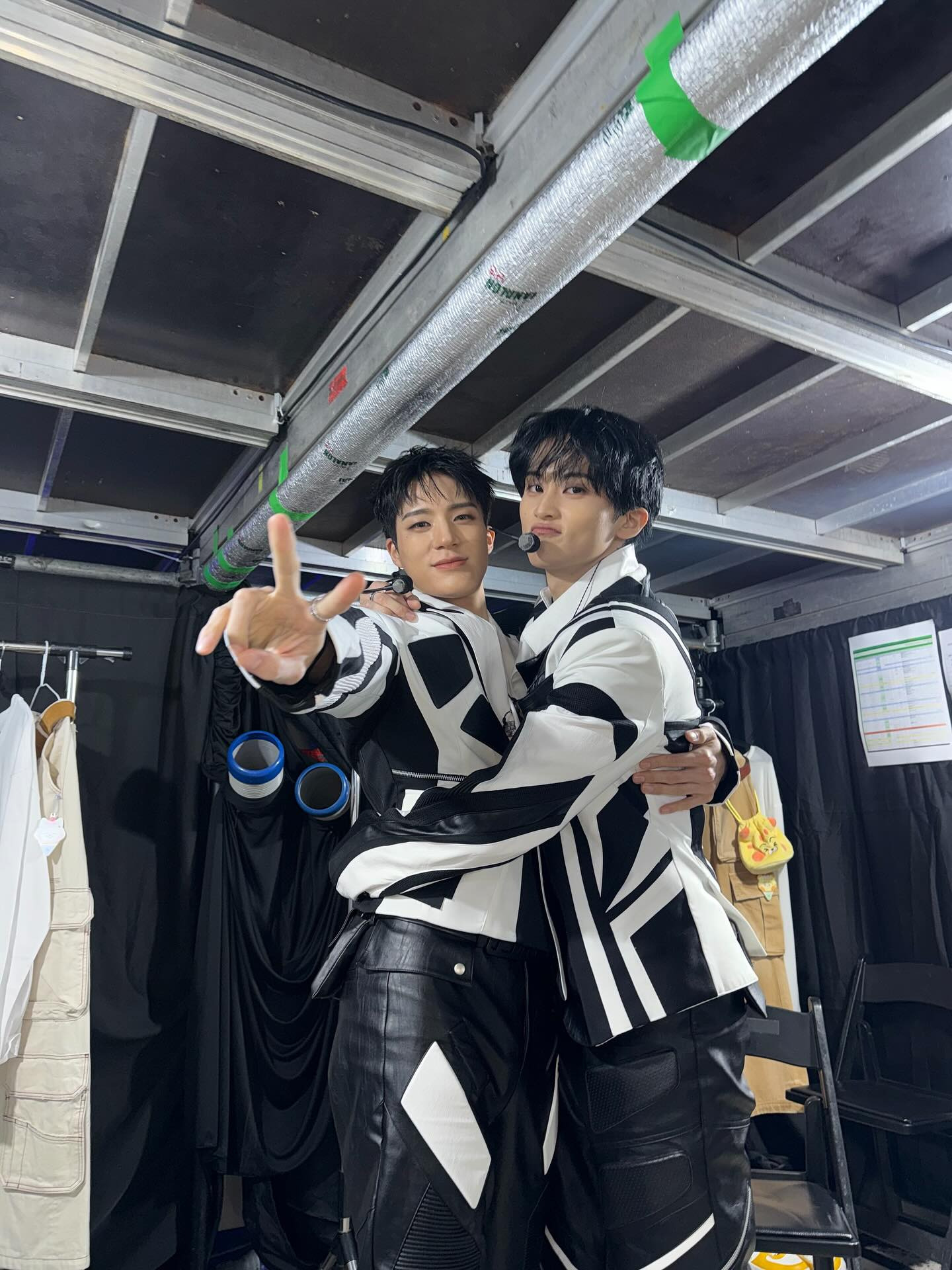 [잡담] 마크 제노 서로의 인스타에 올라온 사진 | 인스티즈