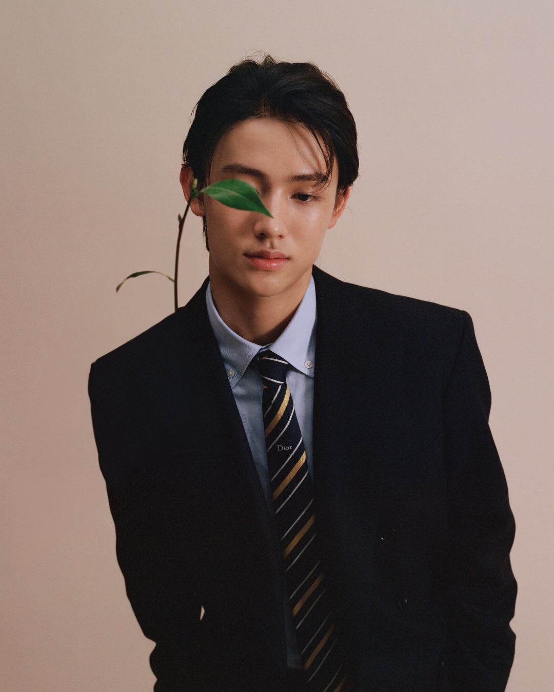 [잡담] 코르티스 잡지 콘티랑 실제 화보 차이 | 인스티즈