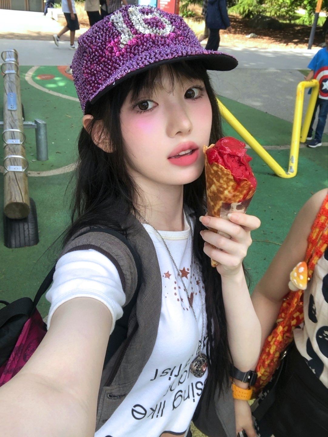 [잡담] 키키는 진짜 유명한 전원비주얼 그룹이심... | 인스티즈