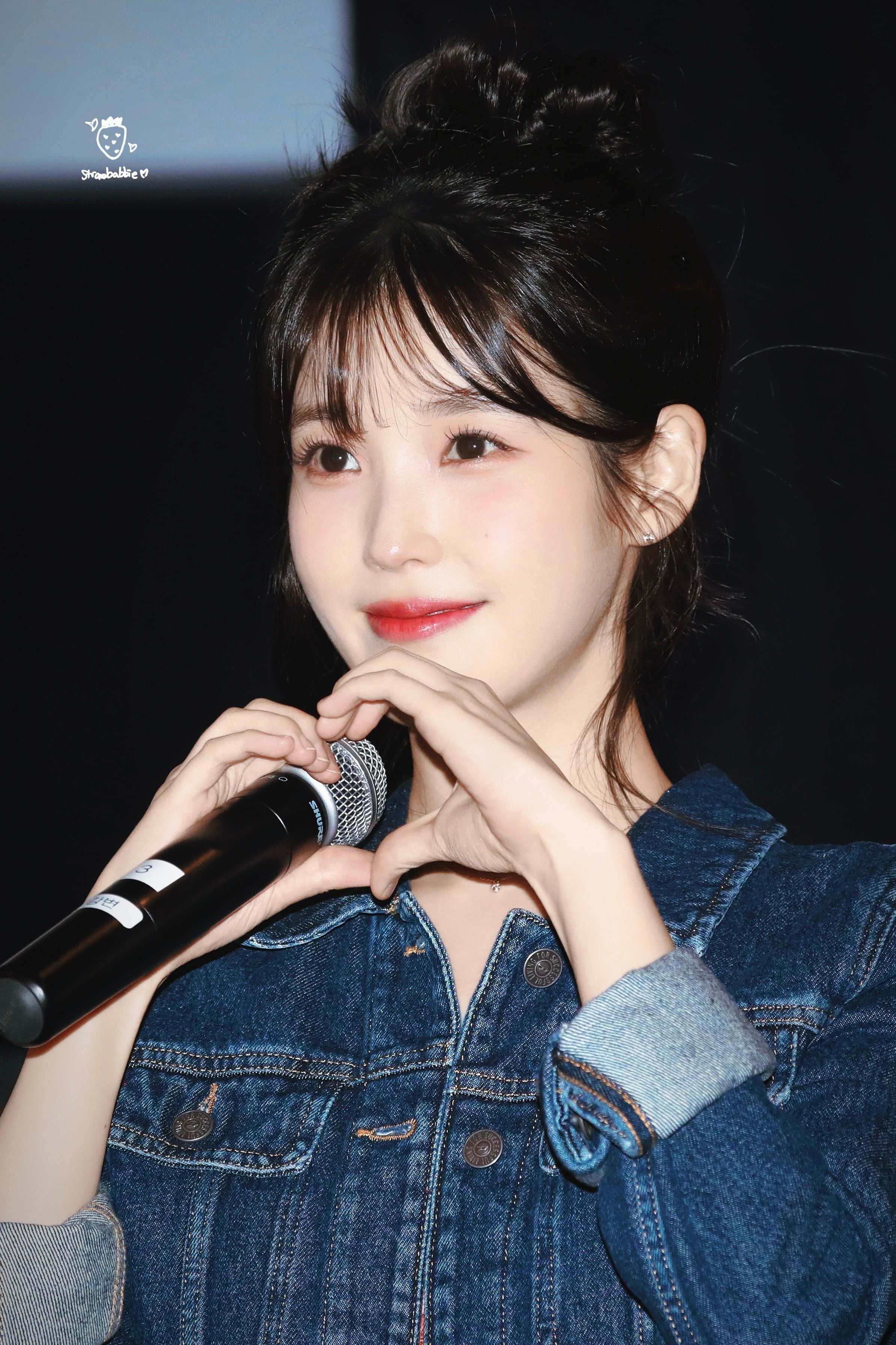 [잡담] 장원영 홈마가 만우절 마다 올려주는 아이유 사진들 | 인스티즈