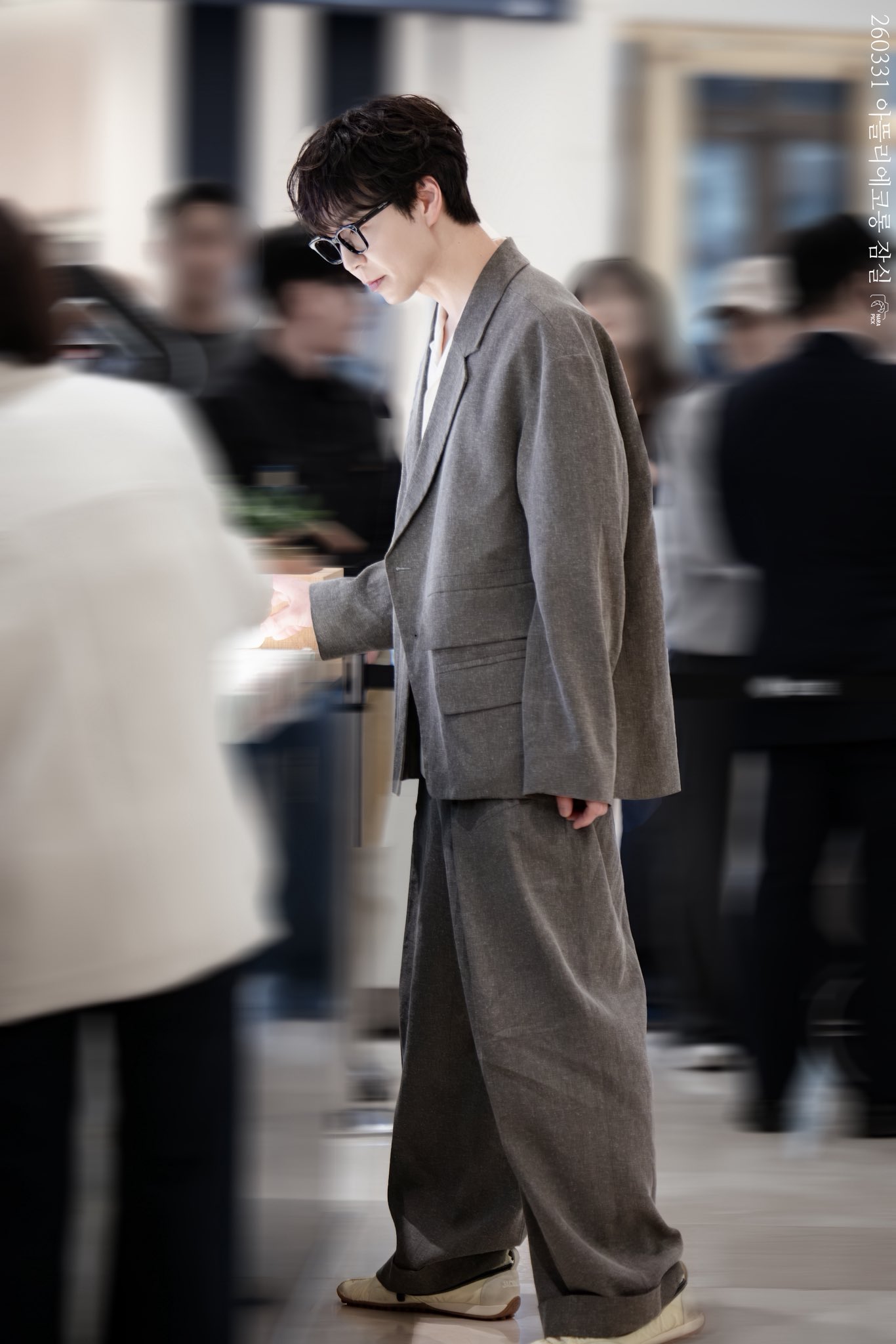 [잡담] 손종원 어제 너드미 귀여움...왜 아저씨가 귀엽지 | 인스티즈