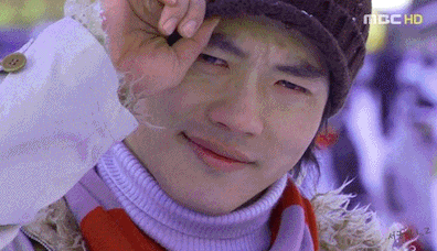 [잡담] 만우절에 직속후배팬이 올리는 옛날최애사진은 울어야돼 말아야돼 | 인스티즈