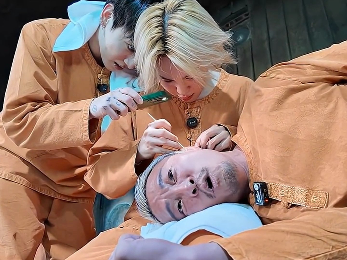 [잡담] 방금 방탄 뮤비보고 난뒤 지민 정국 이짤 마주침ㅋㅋㅋㅋ | 인스티즈