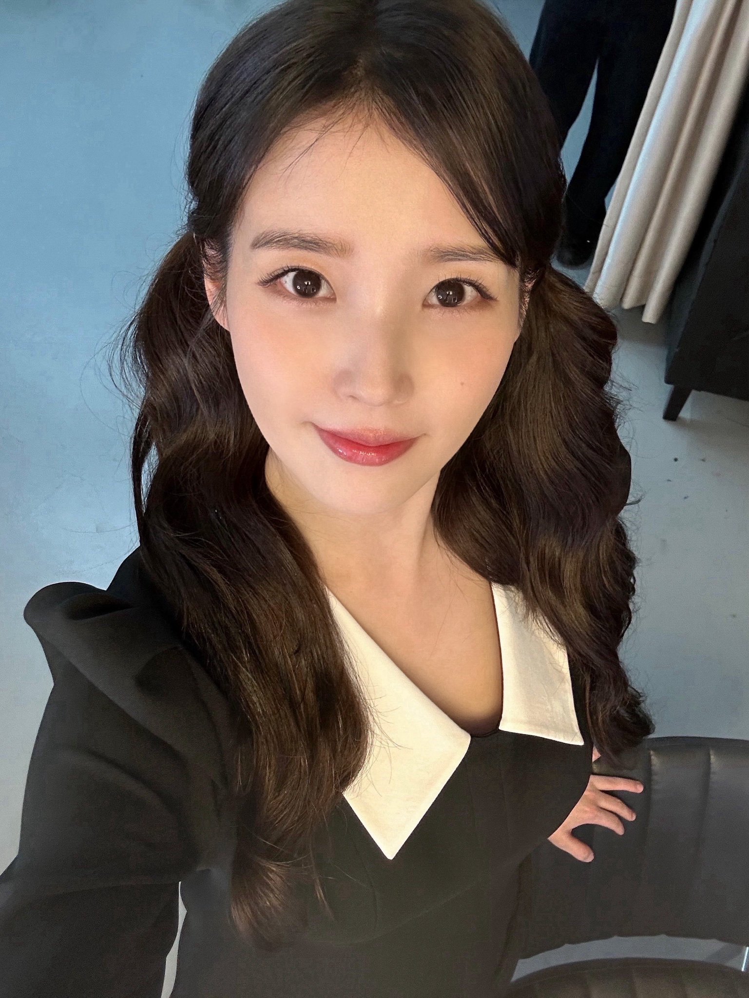 [잡담] 아이유 진짜 고등학생이라고 해도 믿을듯 | 인스티즈