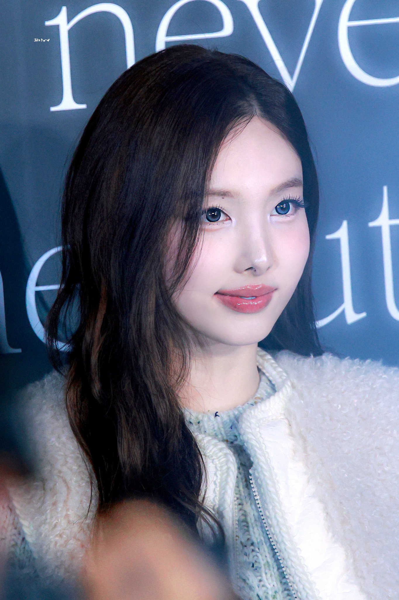 [잡담] 나연 만우절 사진들 너무 좋다🐰 | 인스티즈